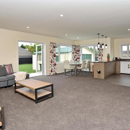 Weston Villa - Spacious & Family Friendly - Bookahome Christchurch Eksteriør bilde