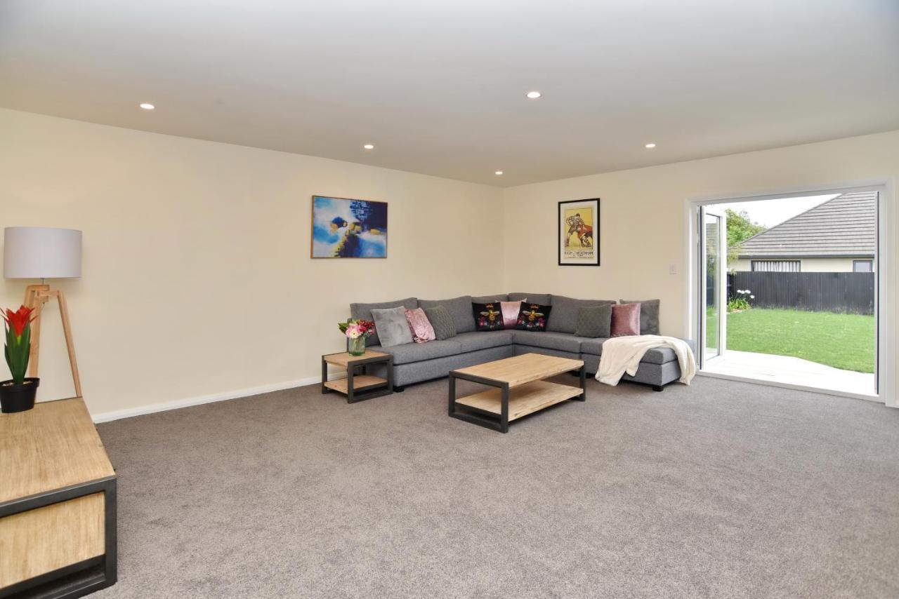 Weston Villa - Spacious & Family Friendly - Bookahome Christchurch Eksteriør bilde