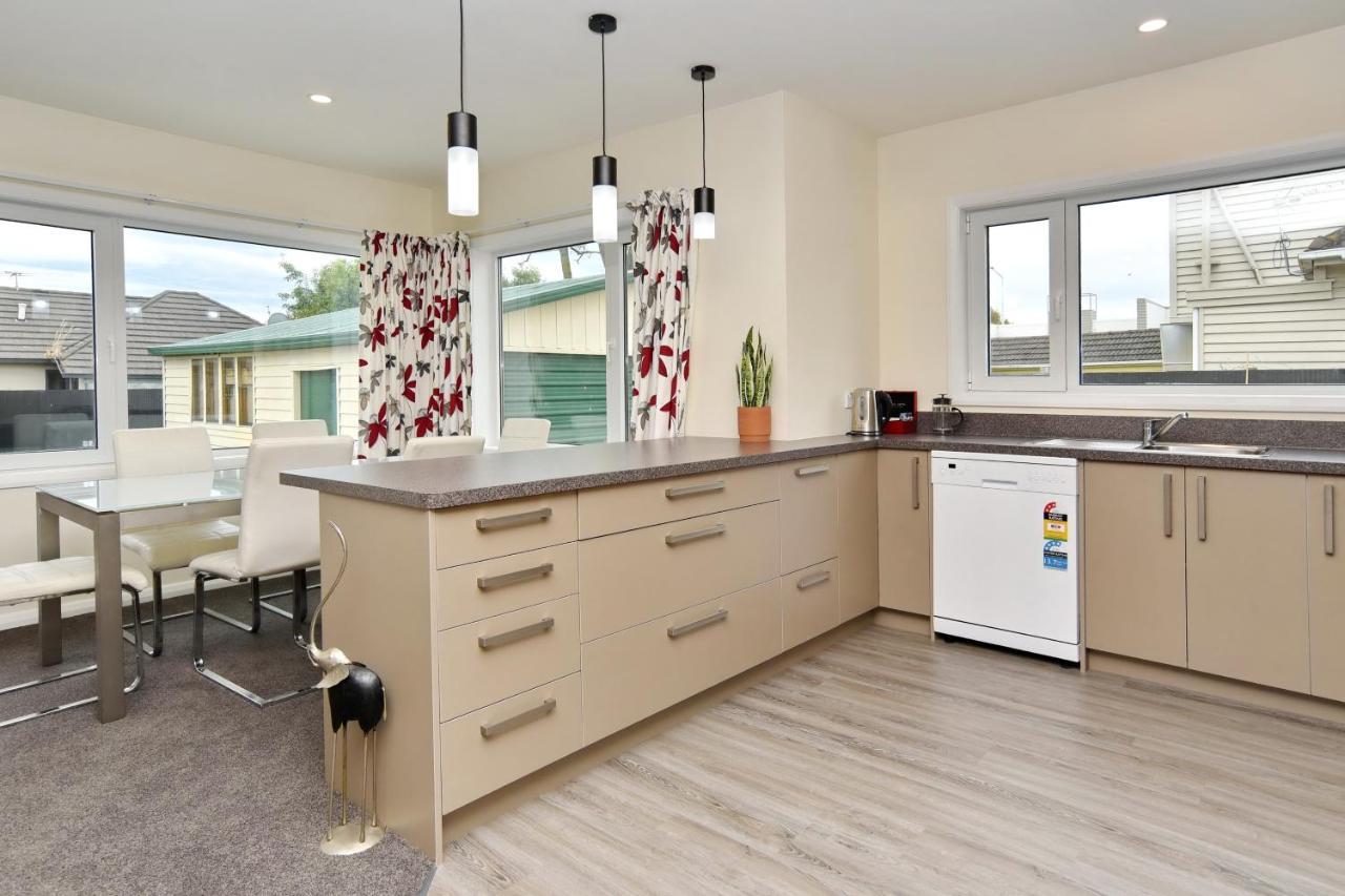 Weston Villa - Spacious & Family Friendly - Bookahome Christchurch Eksteriør bilde