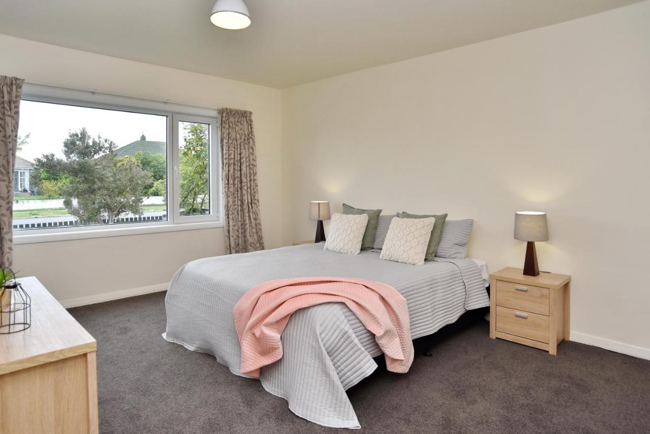 Weston Villa - Spacious & Family Friendly - Bookahome Christchurch Eksteriør bilde